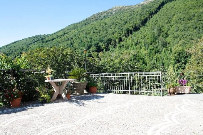 Imagen de los exteriores del Agriturismo Il Pettirosso. Foto 15