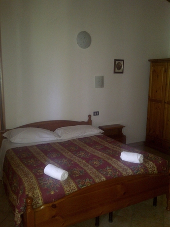 Imagen de la habitación del Agriturismo La Quercia, Arbus. Foto 3