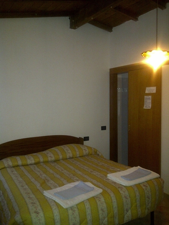Imagen de la habitación del Agriturismo La Quercia, Arbus. Foto 5