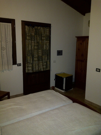 Imagen de los interiores del Agriturismo La Quercia, Arbus. Foto 17