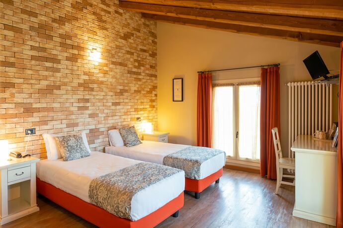 Imagen de la habitación del Agriturismo La Razza, REGGIO EMILIA. Foto 16