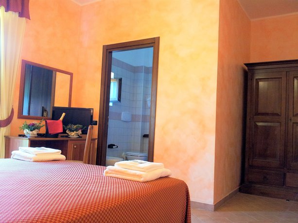 Imagen de la habitación del Agriturismo La Rocca dei Briganti. Foto 16