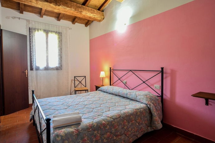 Imagen de la habitación del Agriturismo La Valle Dei Bronzetti. Foto 7