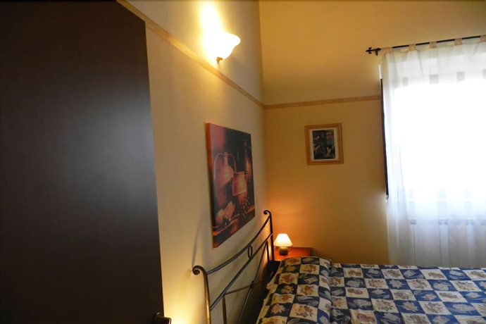 Imagen de la habitación del Agriturismo L'olmo Di Casigliano. Foto 6