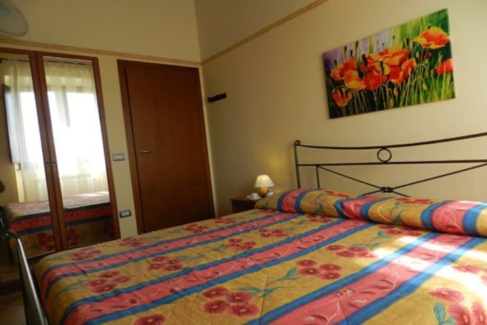 Imagen de la habitación del Agriturismo L'olmo Di Casigliano. Foto 8