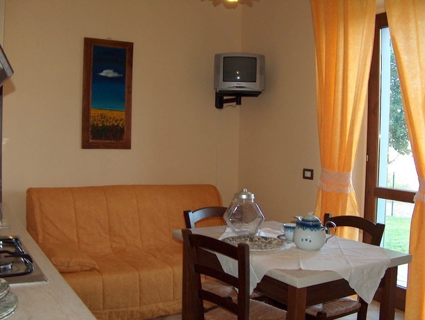 Imagen de la habitación del Agriturismo L'olmo Di Casigliano. Foto 14