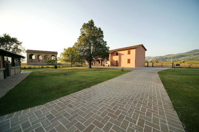 Imagen de los exteriores del Agriturismo Natalini. Foto 16