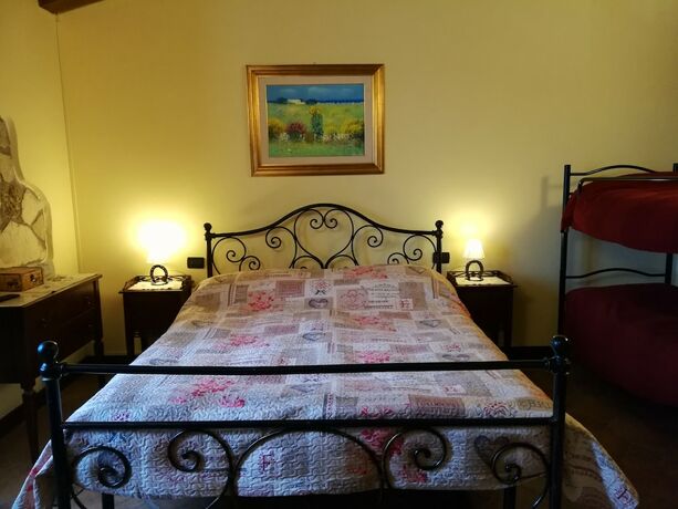 Imagen de la habitación del Agriturismo Olivastrella. Foto 15