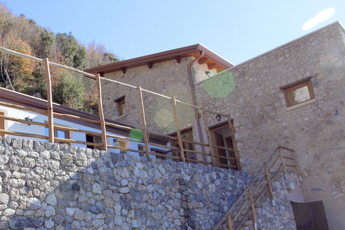 Imagen de los exteriores del Agriturismo Orrido Di Pino. Foto 14