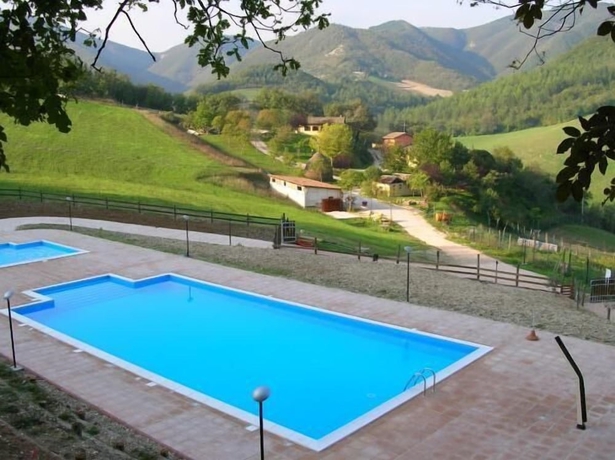 Imagen de la piscina del Agriturismo Orsaiola. Foto 19
