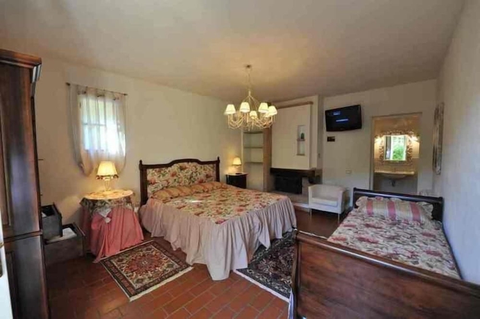 Imagen de la habitación del Agriturismo Podere Bucine Basso. Foto 14