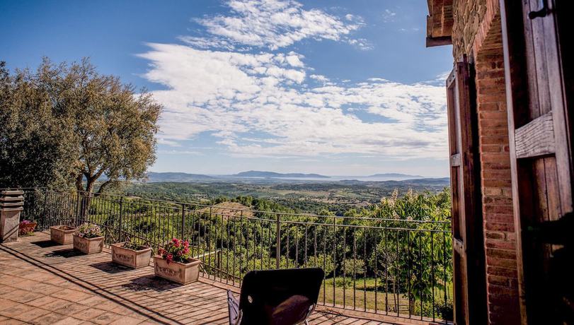 Imagen de los exteriores del Agriturismo Podere l\'Aione. Foto 12