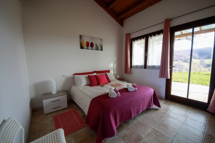 Imagen de la habitación del Agriturismo Poggio Monte. Foto 2