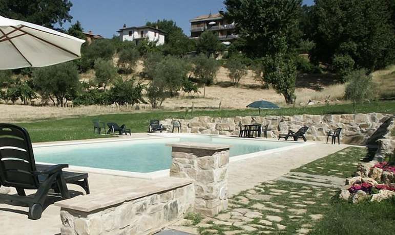 Imagen de la piscina del Agriturismo Poponi. Foto 9