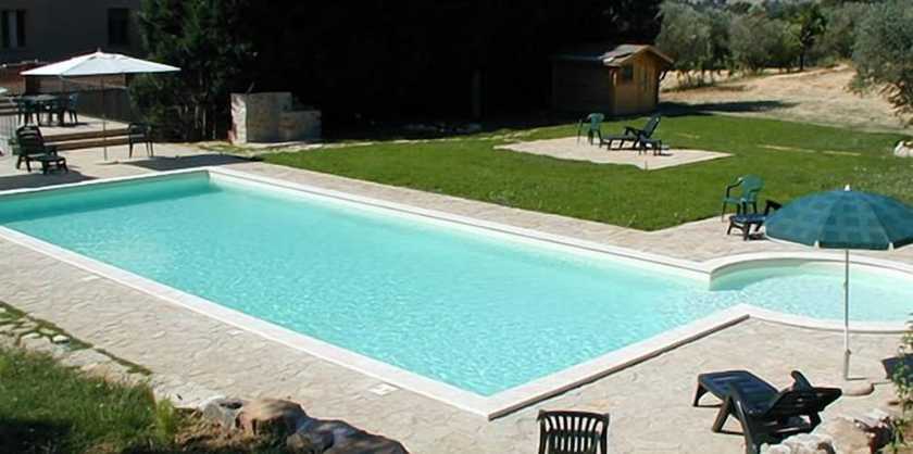 Imagen de la piscina del Agriturismo Poponi. Foto 14