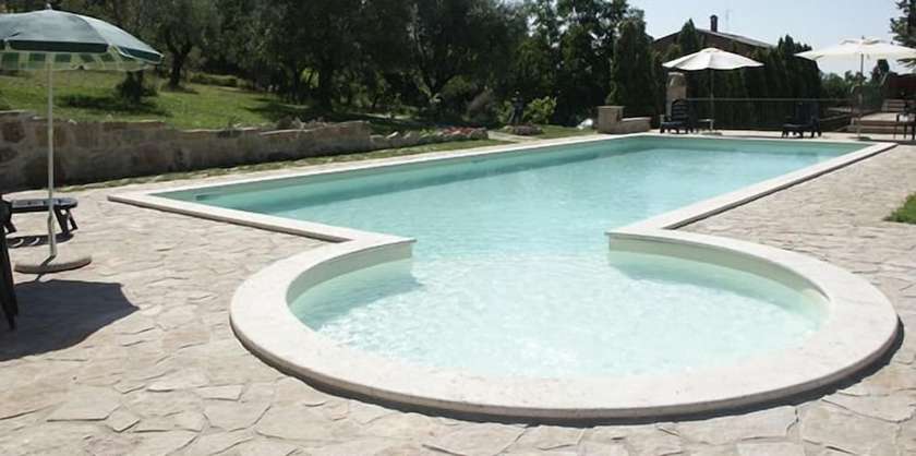 Imagen de la piscina del Agriturismo Poponi. Foto 15