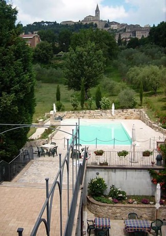 Imagen de la piscina del Agriturismo Poponi. Foto 20