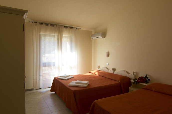 Imagen de la habitación del Agriturismo Sa Rocca. Foto 3