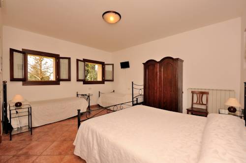 Imagen de la habitación del Agriturismo Sasso Rosso. Foto 4