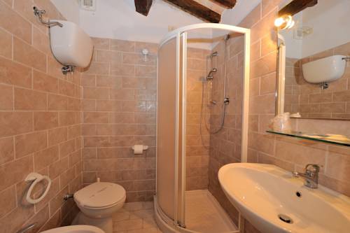 Imagen de la habitación del Agriturismo Sasso Rosso. Foto 13