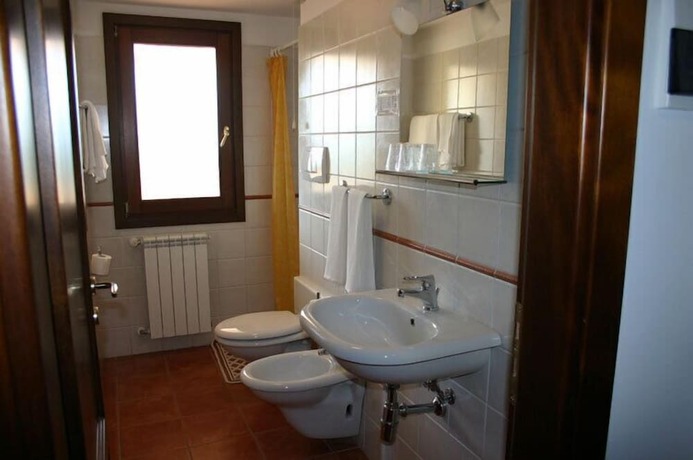 Imagen de la habitación del Agriturismo Simonello. Foto 19