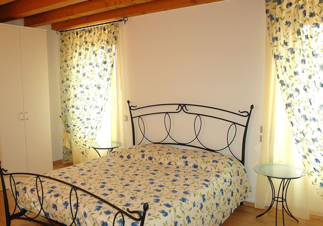 Imagen de la habitación del Agriturismo al Tralcio. Foto 3