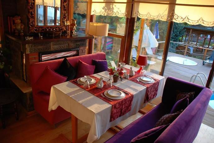 Imagen del bar/restaurante del Agva Tree Tops Park Hotel. Foto 3