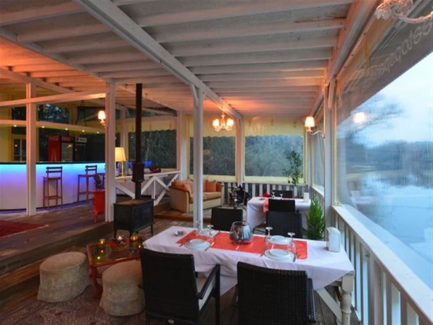 Imagen del bar/restaurante del Agva Tree Tops Park Hotel. Foto 5
