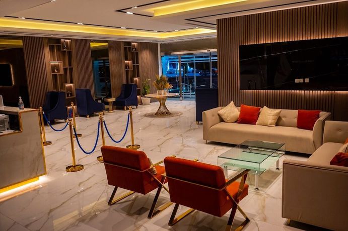 Imagen de los interiores del Ahlin Suites 2. Foto 16