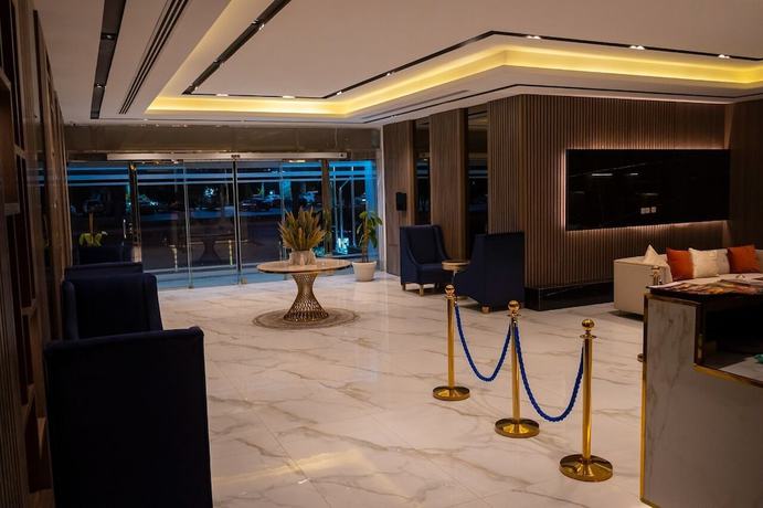Imagen de los interiores del Ahlin Suites 2. Foto 17