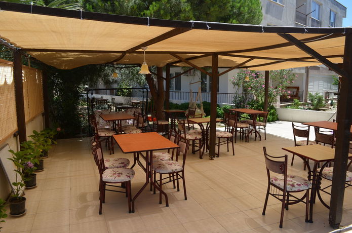 Imagen de los interiores del Ahmeda Apart Hotel. Foto 13