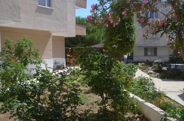 Imagen de la habitación del Ahmeda Apart Hotel. Foto 6