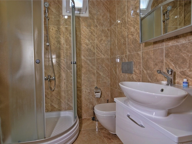 Imagen de la habitación del AirPort Gulluk Bodrum Otel. Foto 15