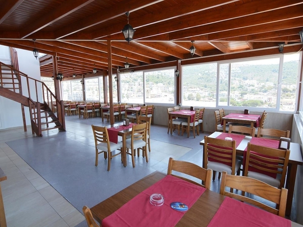 Imagen del bar/restaurante del AirPort Gulluk Bodrum Otel. Foto 4