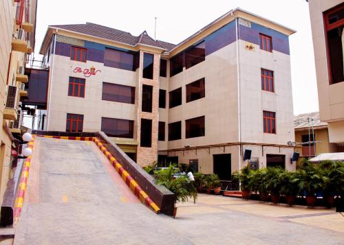Imagen general del Airoyal Hotel and Suites. Foto 1