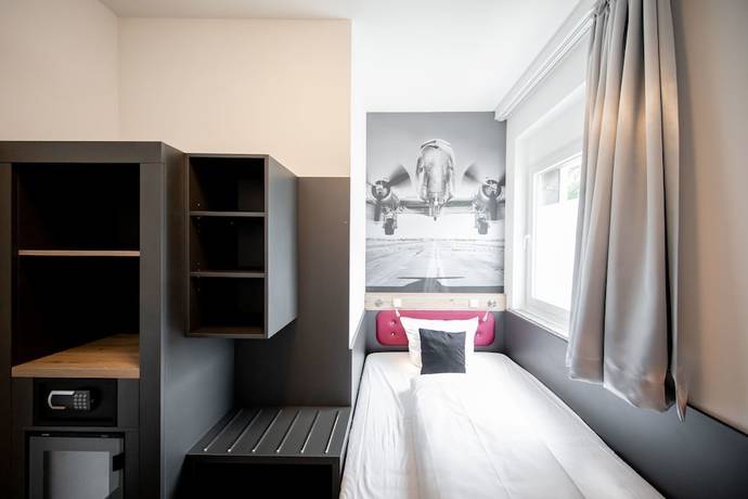 Imagen de la habitación del Airport Hotel Dürscheidt. Foto 9