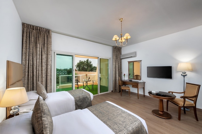 Imagen de la habitación del Airport Hotel. Foto 5