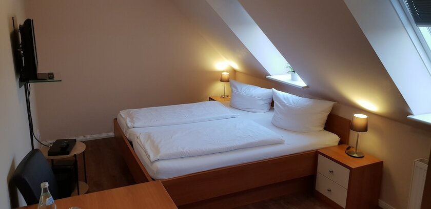 Imagen de la habitación del Airport Hotel One. Foto 20