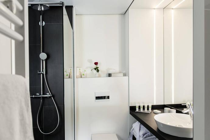 Imagen de la habitación del Airport Plaza Hotel Hamburg. Foto 8