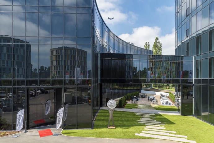 Imagen de los exteriores del Airport Plaza Hotel Hamburg. Foto 14