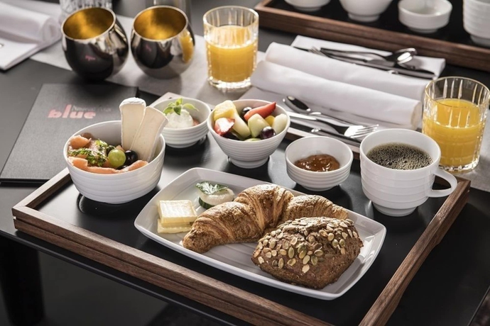 Imagen del bar/restaurante del Airport Plaza Hotel Hamburg. Foto 7