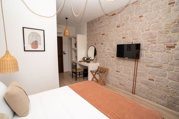 Imagen de la habitación del Ajlan Oia. Foto 16