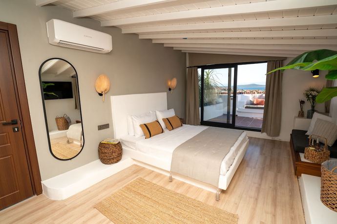Imagen de la habitación del Ajlan Oia. Foto 19