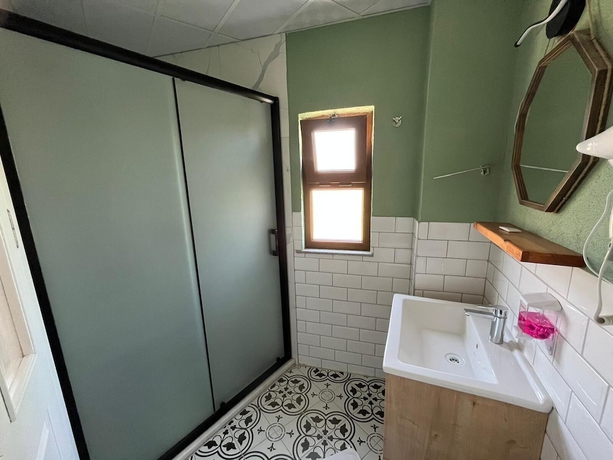 Imagen de la habitación del Akar Butik Otel G&ouml;k&ccedil;eada. Foto 16