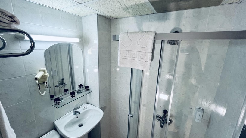 Imagen de la habitación del Akar Palace Resort Hotel. Foto 4