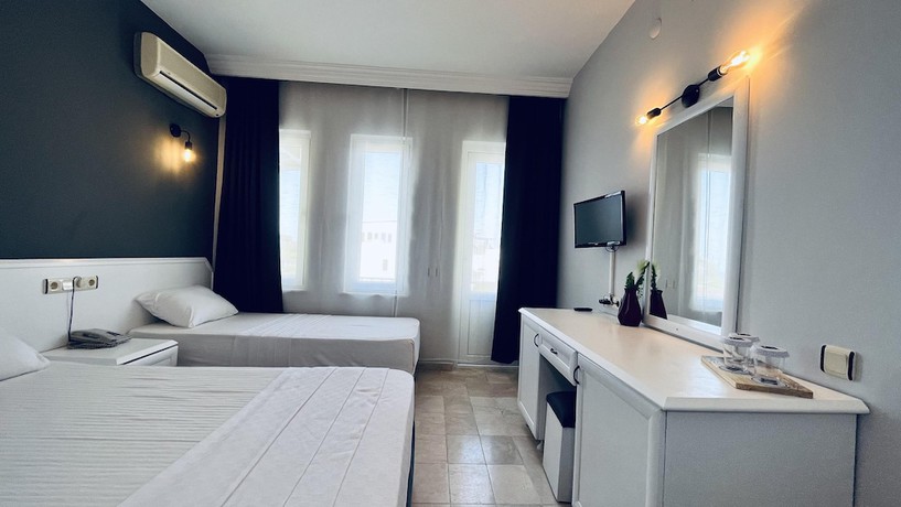 Imagen de la habitación del Akar Palace Resort Hotel. Foto 5