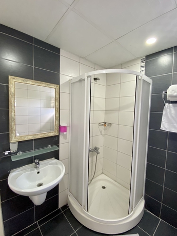 Imagen de la habitación del Akcahan Otel. Foto 6