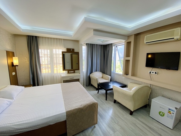 Imagen de la habitación del Akcahan Otel. Foto 14