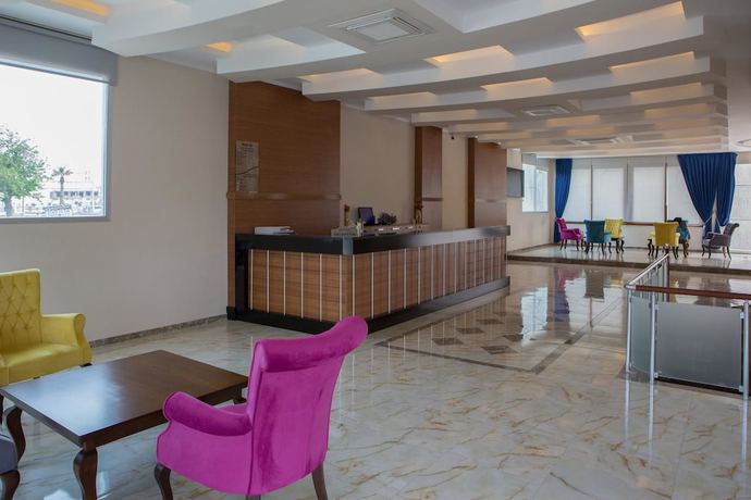 Imagen de los interiores del Akcali Hotel. Foto 12