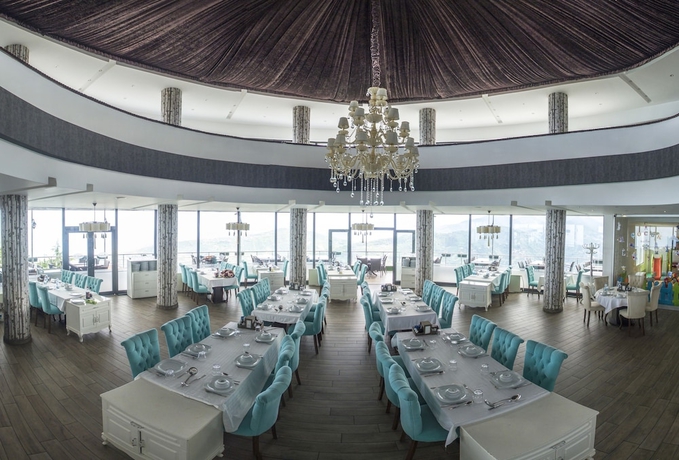 Imagen del bar/restaurante del Akcatepe Dag Evleri. Foto 4